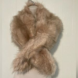 NWT DOSE the label warm tan faux fur long scarf wrap.